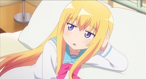 暇そうにするガヴリール