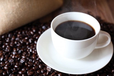マナー講師「初対面にコーヒーを出すのは“カフェハラ”です」