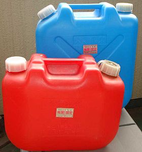 280px-Polyethylene_tank