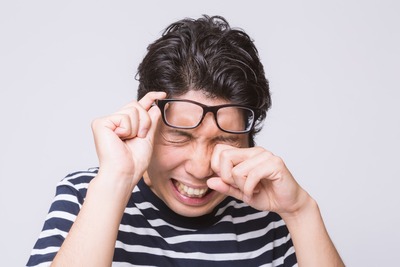 男が泣いていい瞬間wwwwwwwww「親が死んだ時」「金的喰らった時」