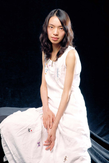 グロ注意 Coccoの写真がヤバ過ぎる 激やせ傷だらけ プラスなニュース 2ch