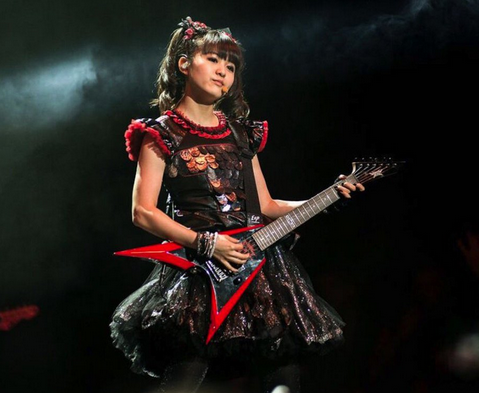 babymetal-guitar2