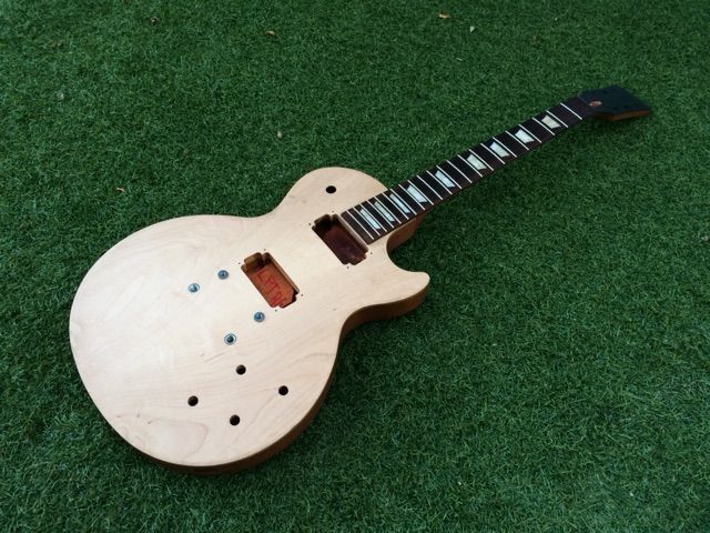 ☆冬休み自由研究のテーマ!Les Paul Studio② : ジナパパ一家の ☆冬休み自由研究のテーマ!Les Paul Studio② : ジナパパ一家の