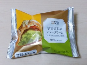 宇治抹茶のシュークリーム