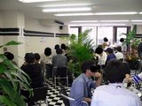 Cafe萌え萌え_店内の様子_奥から窓方向