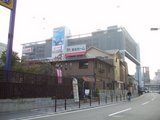 東側からみたヤマダ電機全体