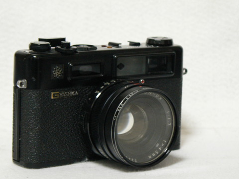 レンズ改造で遊ぶ: COLOR-YASHINON DX 40mm 1:1.7 / YASHICA