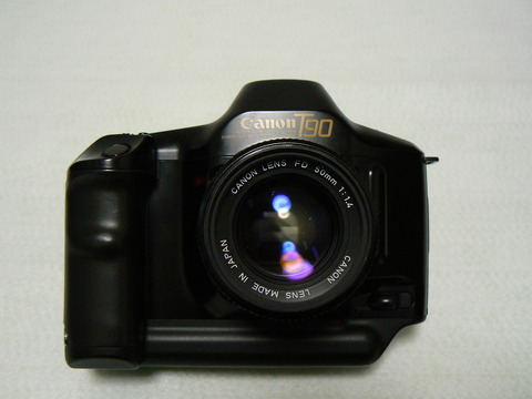 第30回目 キヤノンT90 : ポンコツとうさんの「カメラの写真」