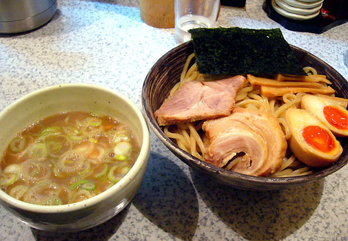 らぁめん たむら 豚骨魚介ベース つけ麺(並)