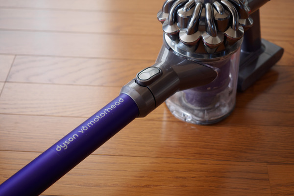 憧れの吸引力 ～ Dyson V6 MotorHead : 山に野に川に呑みに