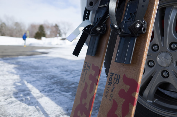 一目惚れ 〜 Altai Skis The HOK : 山に野に川に呑みに