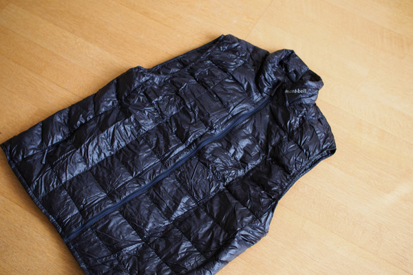 未使用級 mont-bell EXライトダウンベスト L 98a88c05-s.jpg