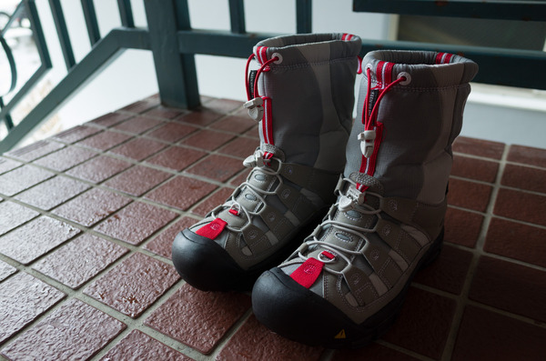 万能冬靴 ～ KEEN ウィンターポートII : 山に野に川に呑みに