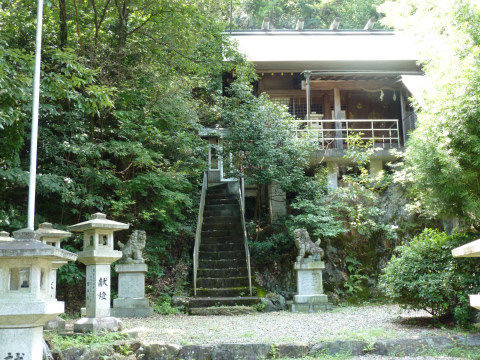 岩戸神社なのかな