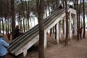 b石の滑り台
