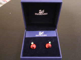 swarovski earing