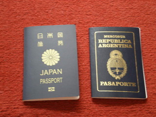 2 pasaportes