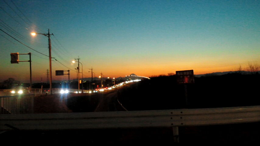 秋が瀬橋の夕暮れ