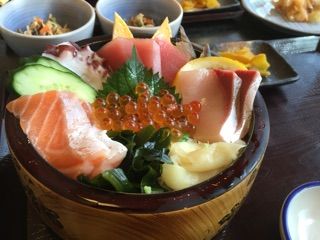 くじみちのえき なげこみどん