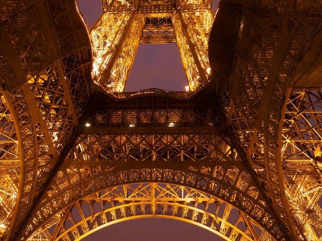eiffel tower metal frame close up 8