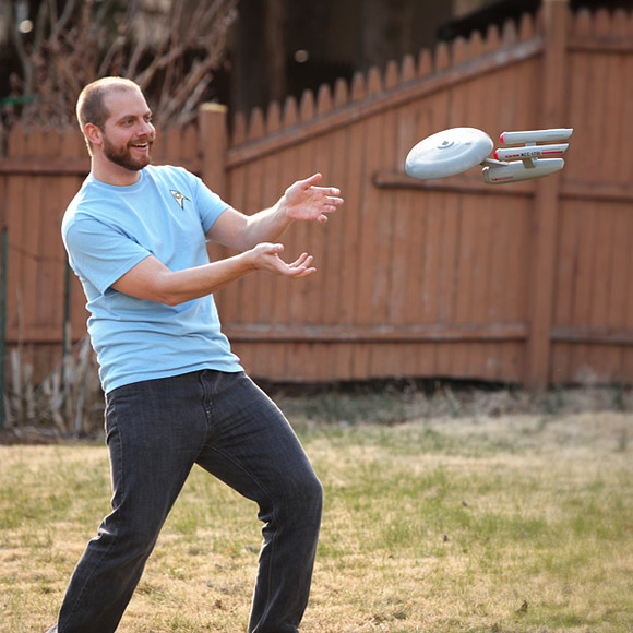 star-rek-enterprise-flying-disc-03