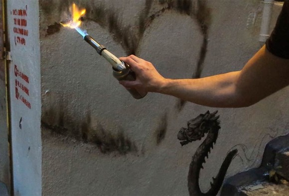 Pejac-street-art-in-asia-15