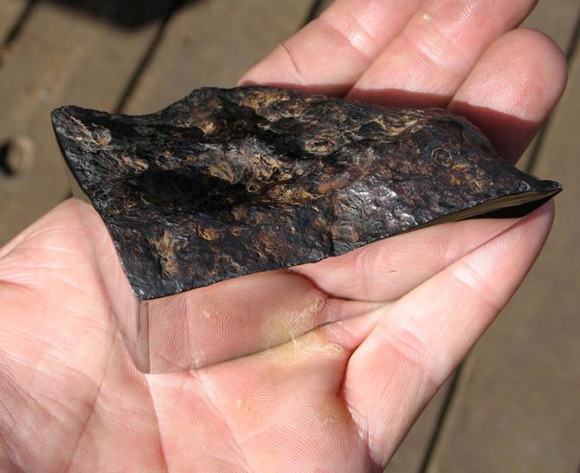 cut-and-polished-chinga-meteorite-1
