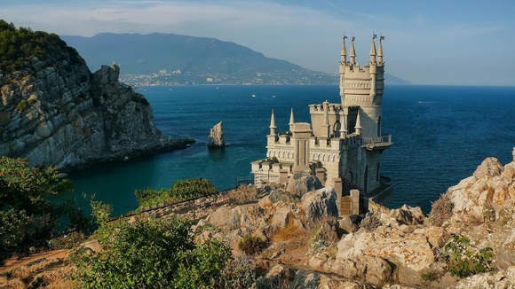 crimea_swallows_nest_castles_sea_1600x900_81301