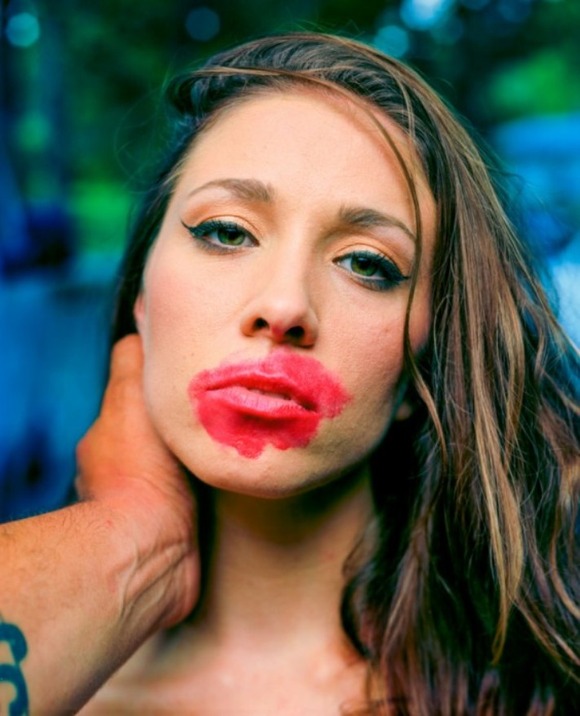 o-MAKEOUT-900-565x698