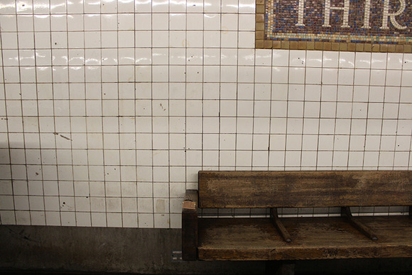 scrunchy_subway2
