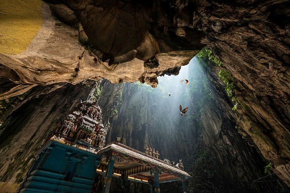 amazing-caves-3-1