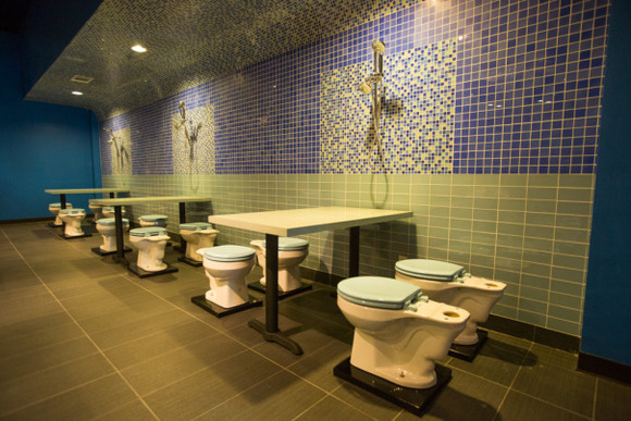 10_2013_BATHROOM_RESTAURANT-35