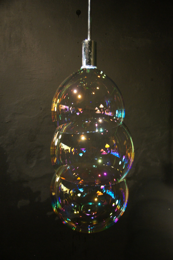 2012_Milan_BOOO_surface_tension_lamp009