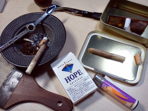 20180605-cigarette-hope-re-rollingtobacco