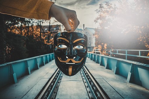 mask-3579320__340