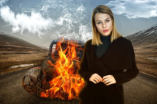 woman-2666887__340