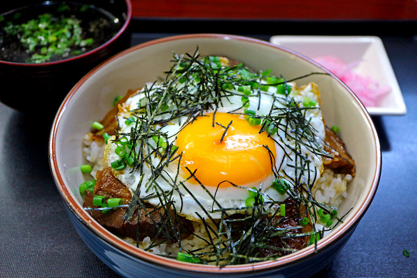 12チャーシュー丼IMG_0302