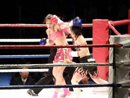 ジョアンナ vs 佐々木仁子