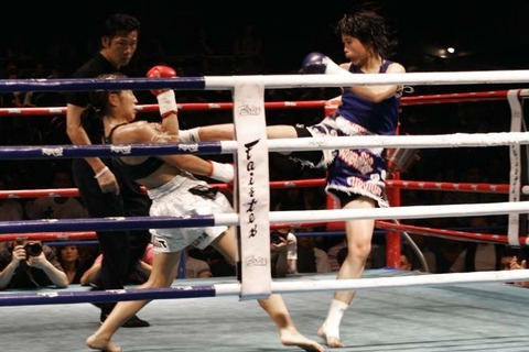 神村エリカ vs ノングネーン