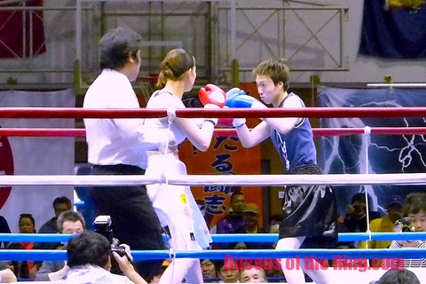 高野人母美 VS 大空ヒカル