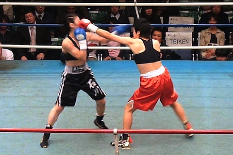 石川範子 vs カイ・ジョンソン
