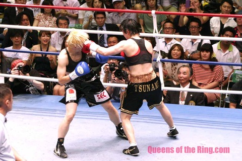 天海ツナミ vs 山口直子