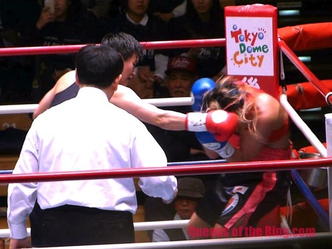 ハニー・カツマタ VS 天海ツナミ