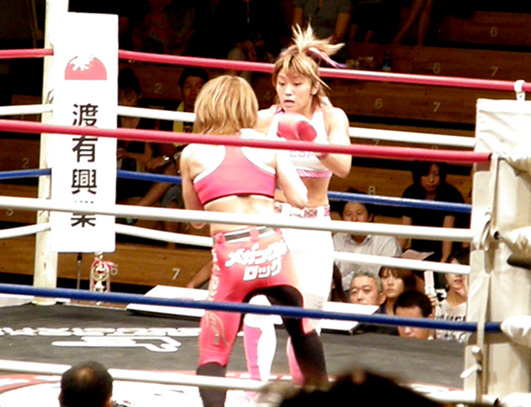 富田美里対藤井惠