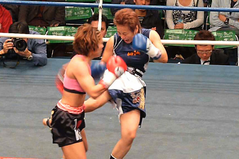 Mai VS 山田純琴