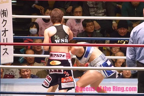 柴田直子 VS アロンドラ・ガルシア