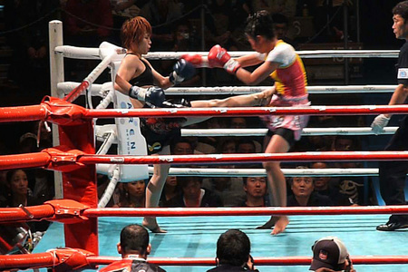 サーサー・ソー・アリー vs グレイシャアR04-1