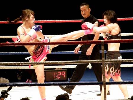 ジョアンナ vs 佐々木仁子