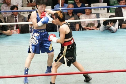安藤麻里 vs 伊藤まみ