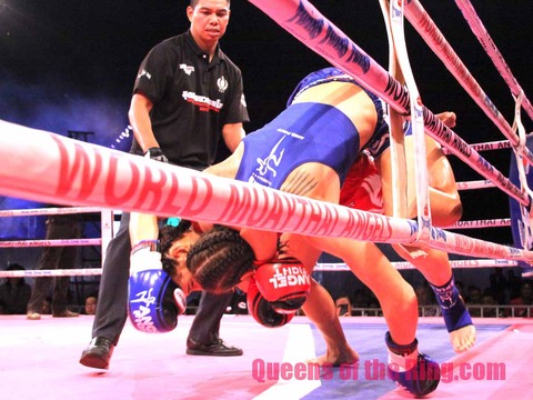 Chommanee_vs_Lucy-7